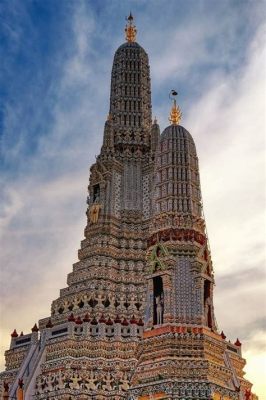 Le Wat Arun: Un Temple Majestueux Illuminé par desMillions de Pieces de Porcelaine!